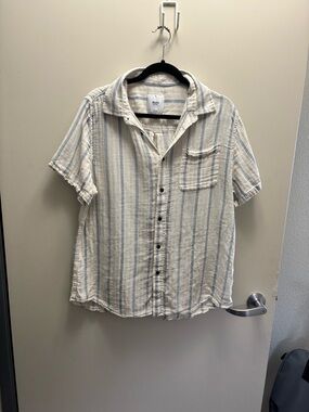 Katin cotton/linen Men’s Short Sleeve Button-Up Shirt - Cream with Blue Stripes